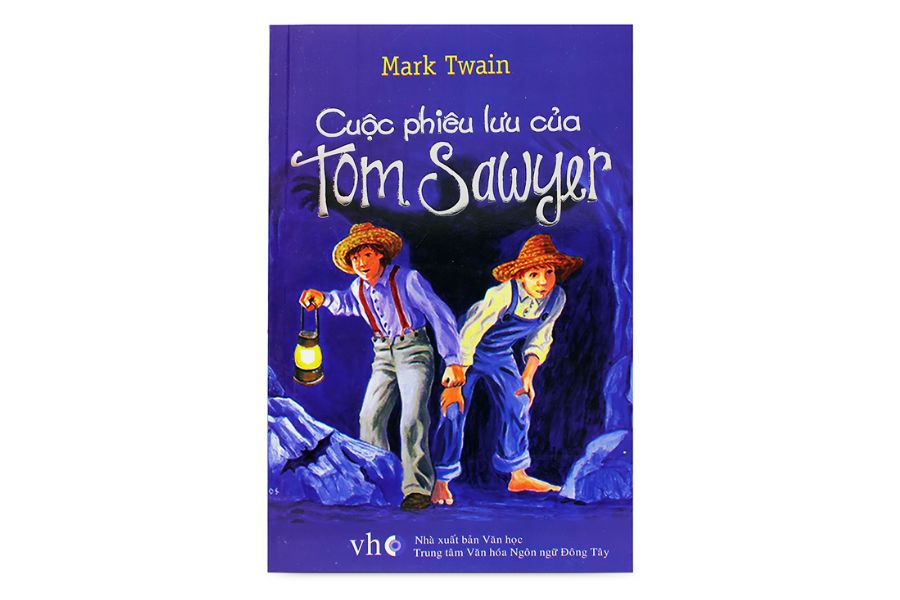 Cuốn sách "Những cuộc phiêu lưu của Huckleberry Finn" của NXB Văn học.