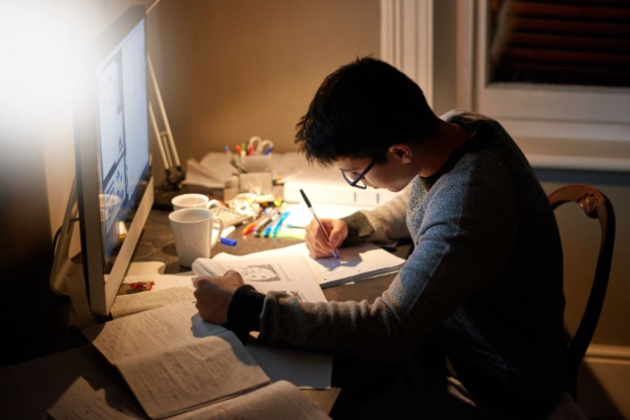 Tuổi trẻ là thời gian để ta khám phá, mạo hiểm và học hỏi