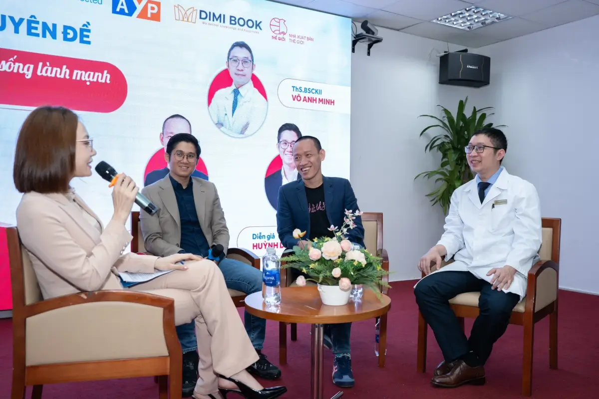 Lễ ra mắt sách